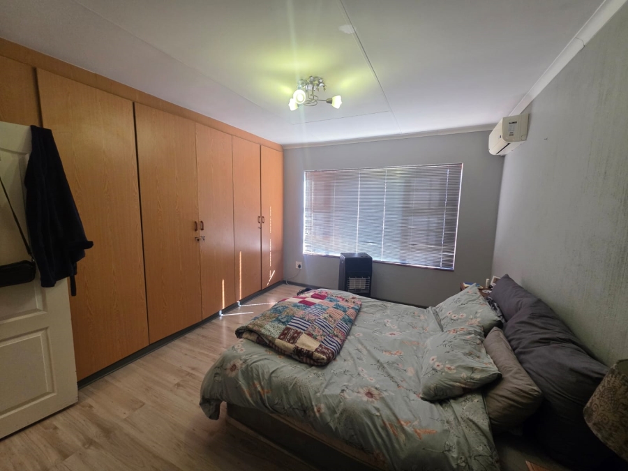 3 Bedroom Property for Sale in Vaalpark Free State